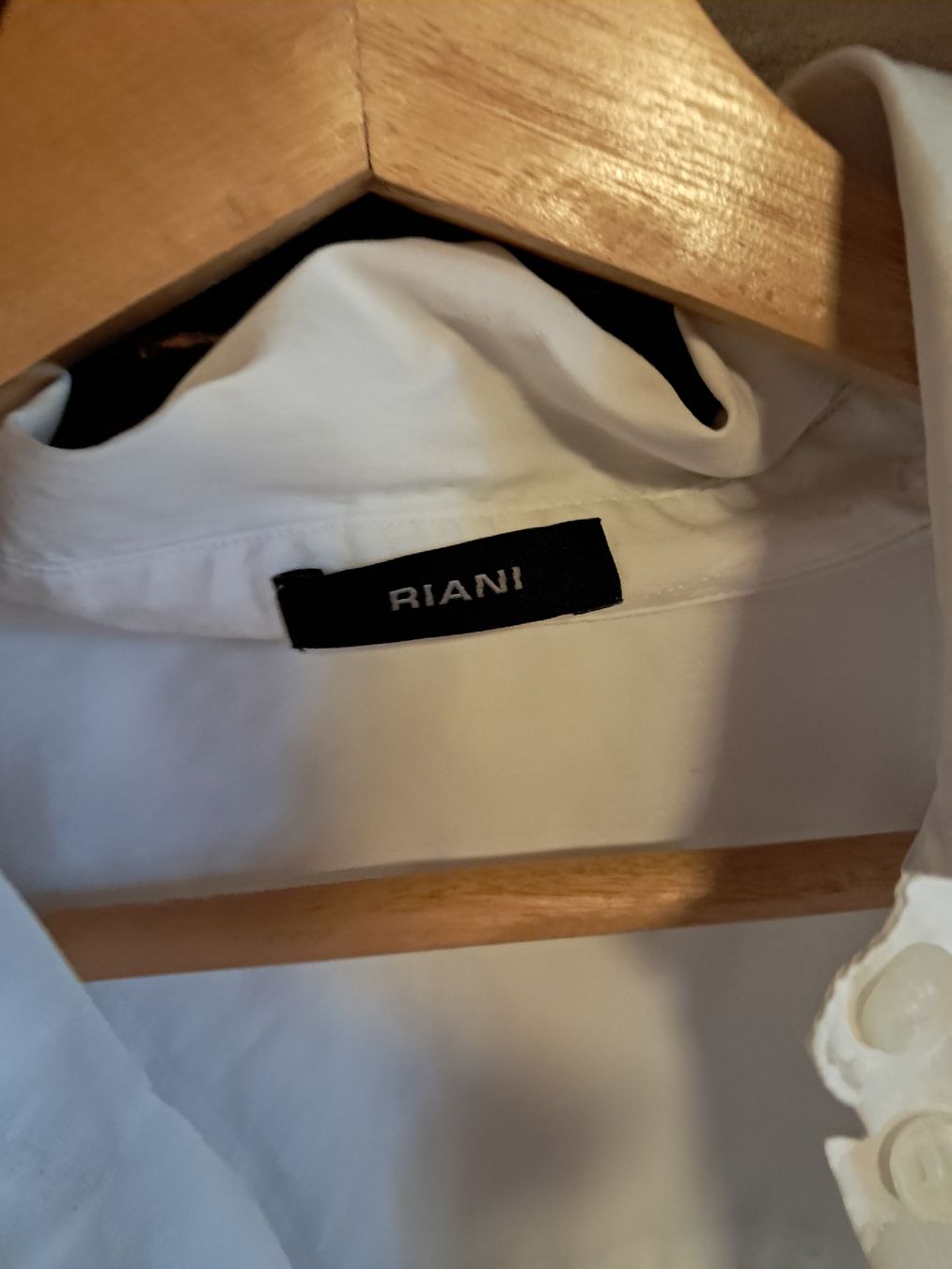 Riani Blusen: Riani Hemd Bluse 36 weiss – Gebraucht aus Kefikon TG von theratpack20 1