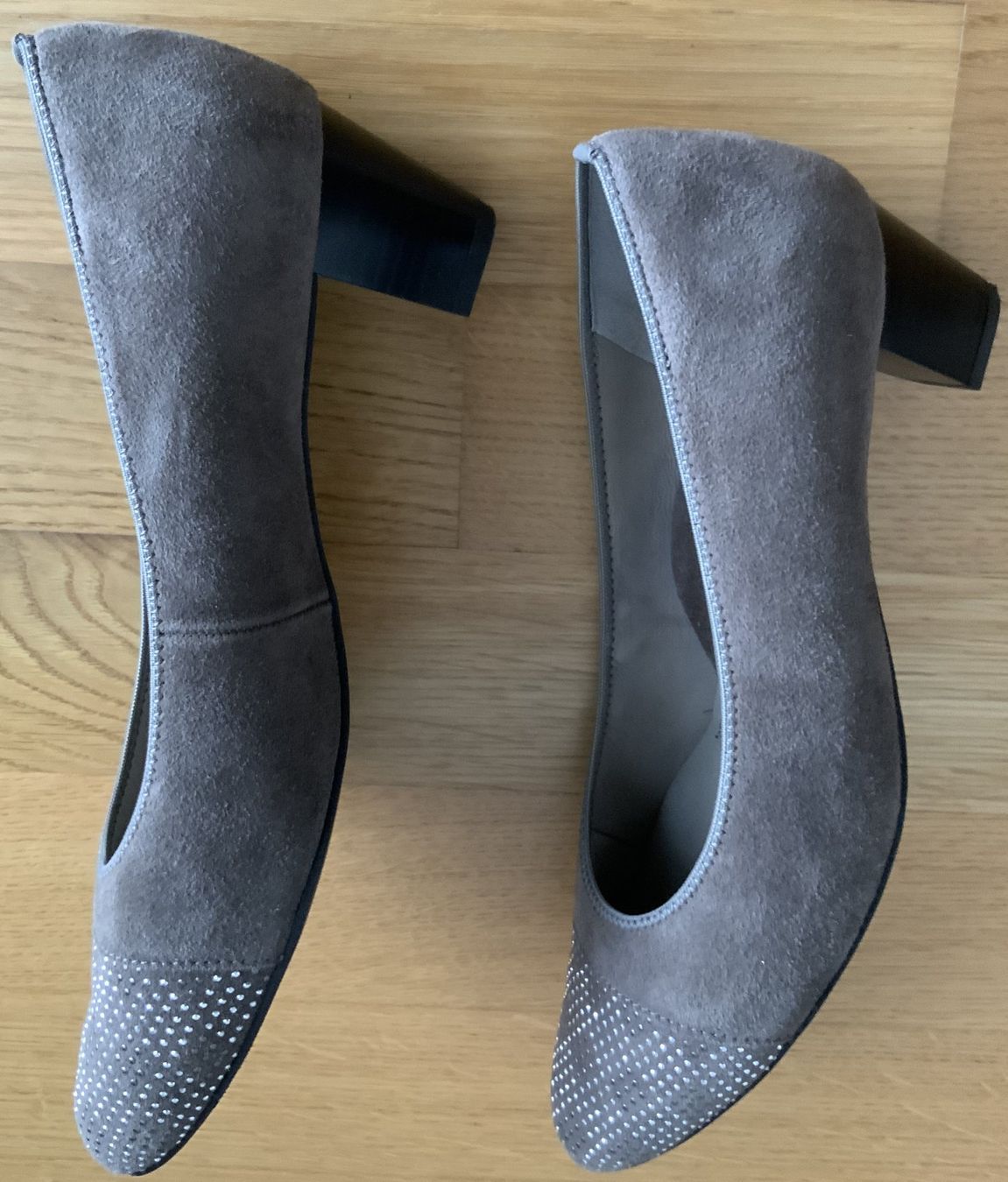 Ara Scarpe da donna: Ara Damenschuhe Wildleder Grösse 4 – Nuovo (secondo la descrizione) da Berneck venduto da Ordnung2021