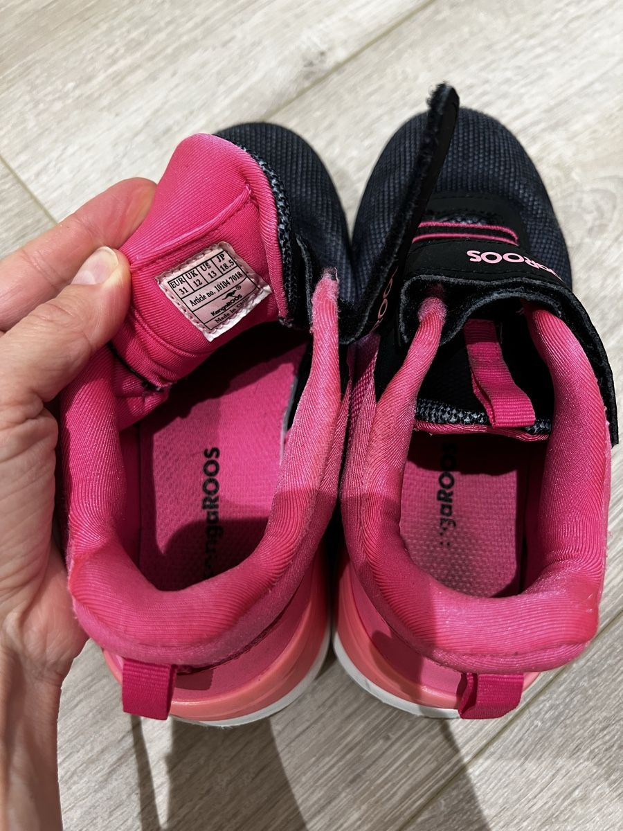 Scarpe per ragazze: Kangaroos Turnschuhe, Gr. 31 – Usato da Dürnten venduto da Al666 2