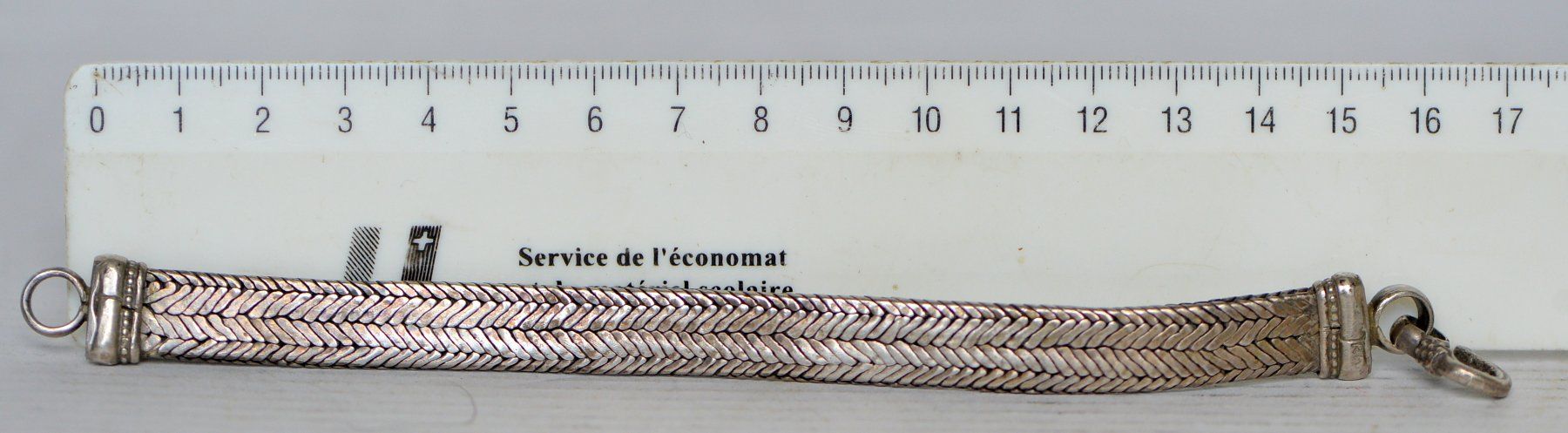 Armbänder & -reifen: Ancien bracelet en métal – Gebraucht aus Neuchâtel von Neuchatel 2