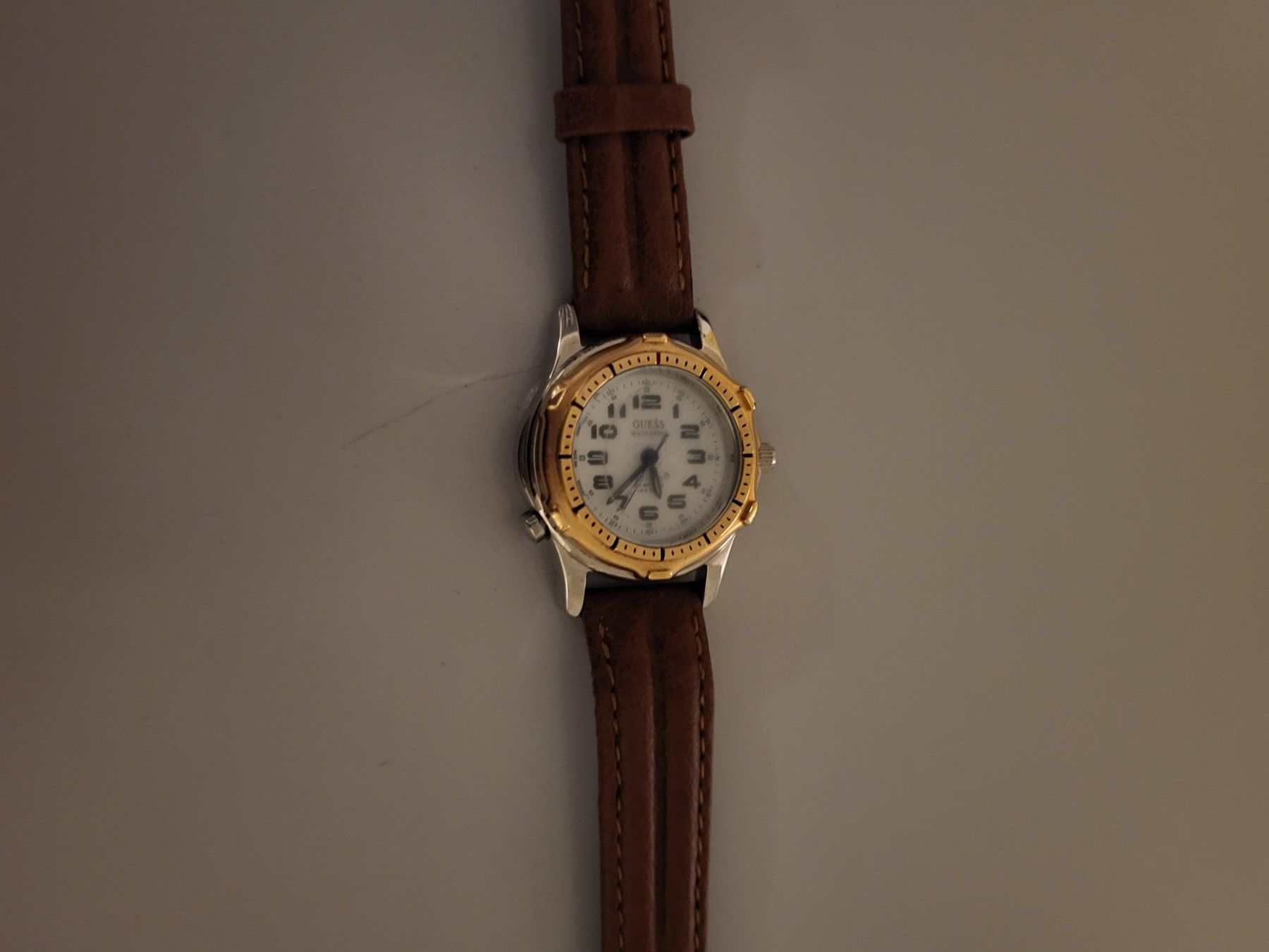 Guess Orologi: GUESS Damen Uhr – Nuovo e nell'imballaggio originale da Zürich venduto da specific 1
