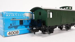 ††† e51 Märklin 4008 Gepäckwagen grün