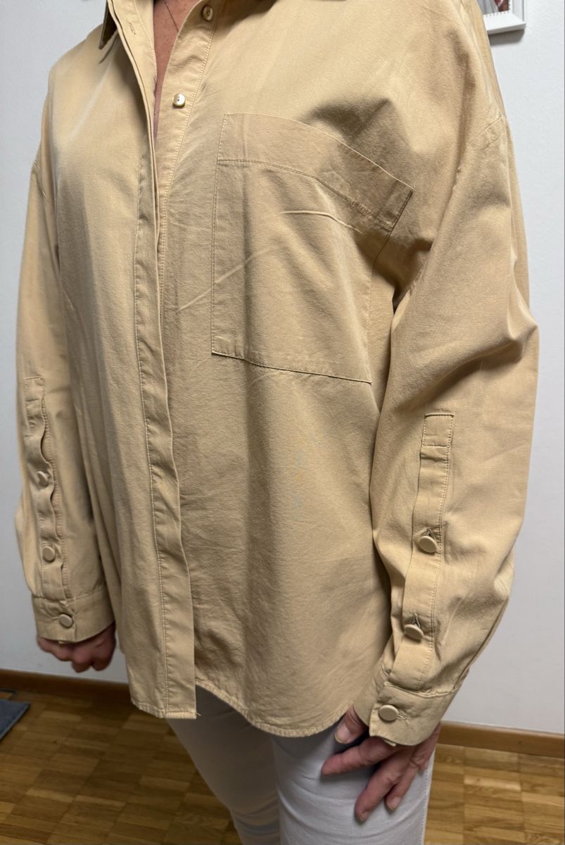 Zara Blusen: Chemisier Zara beige oversize, taille M – Neu (gemäss Beschreibung) aus Les Avanchets von NR07 1