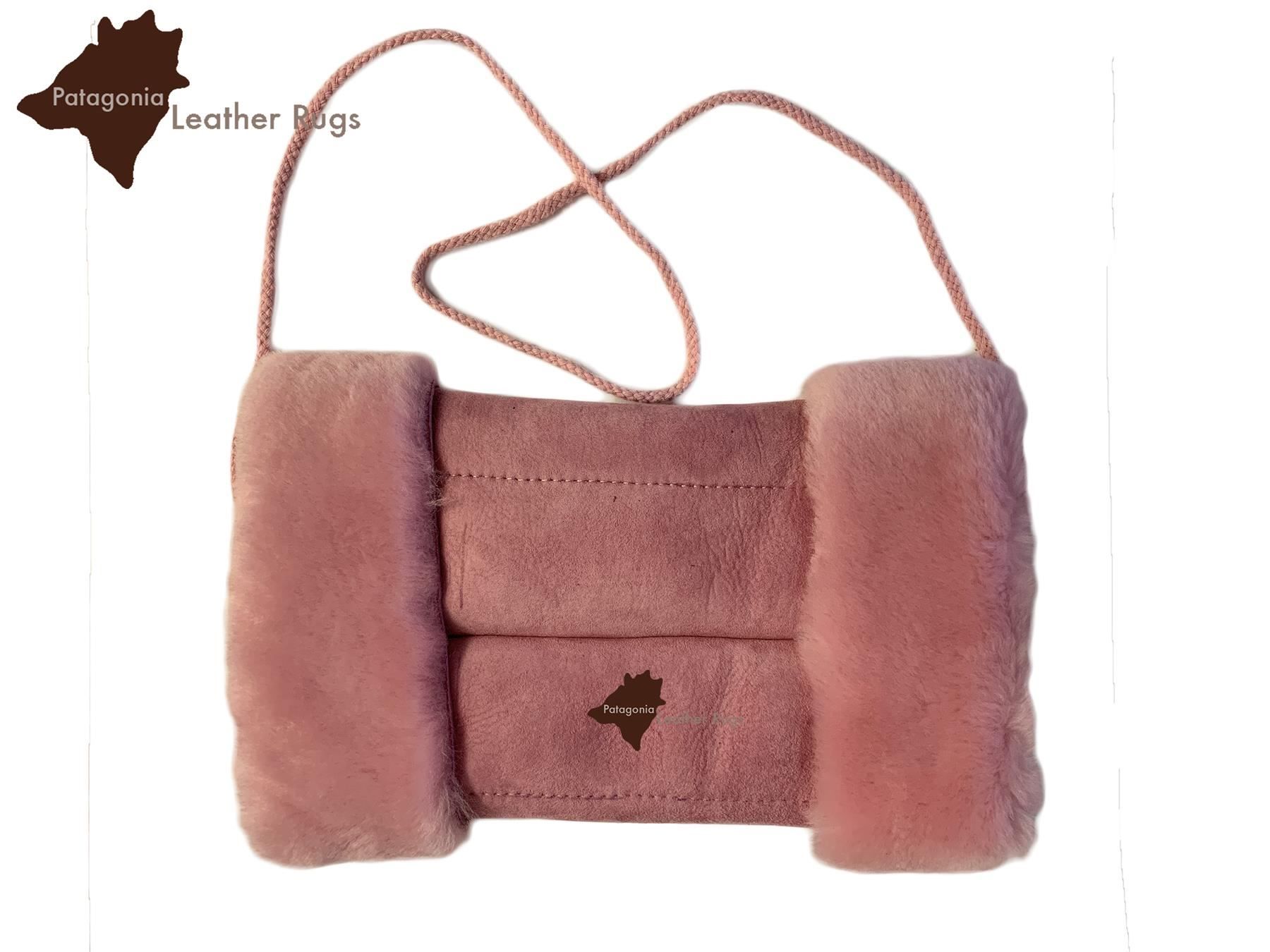 Altro in  Abbigliamento & Accessori: Handwärmer Handmuff  Lammfell 7 Farben – Nuovo e nell'imballaggio originale da Arbedo venduto da patagonialeatherrugs 8