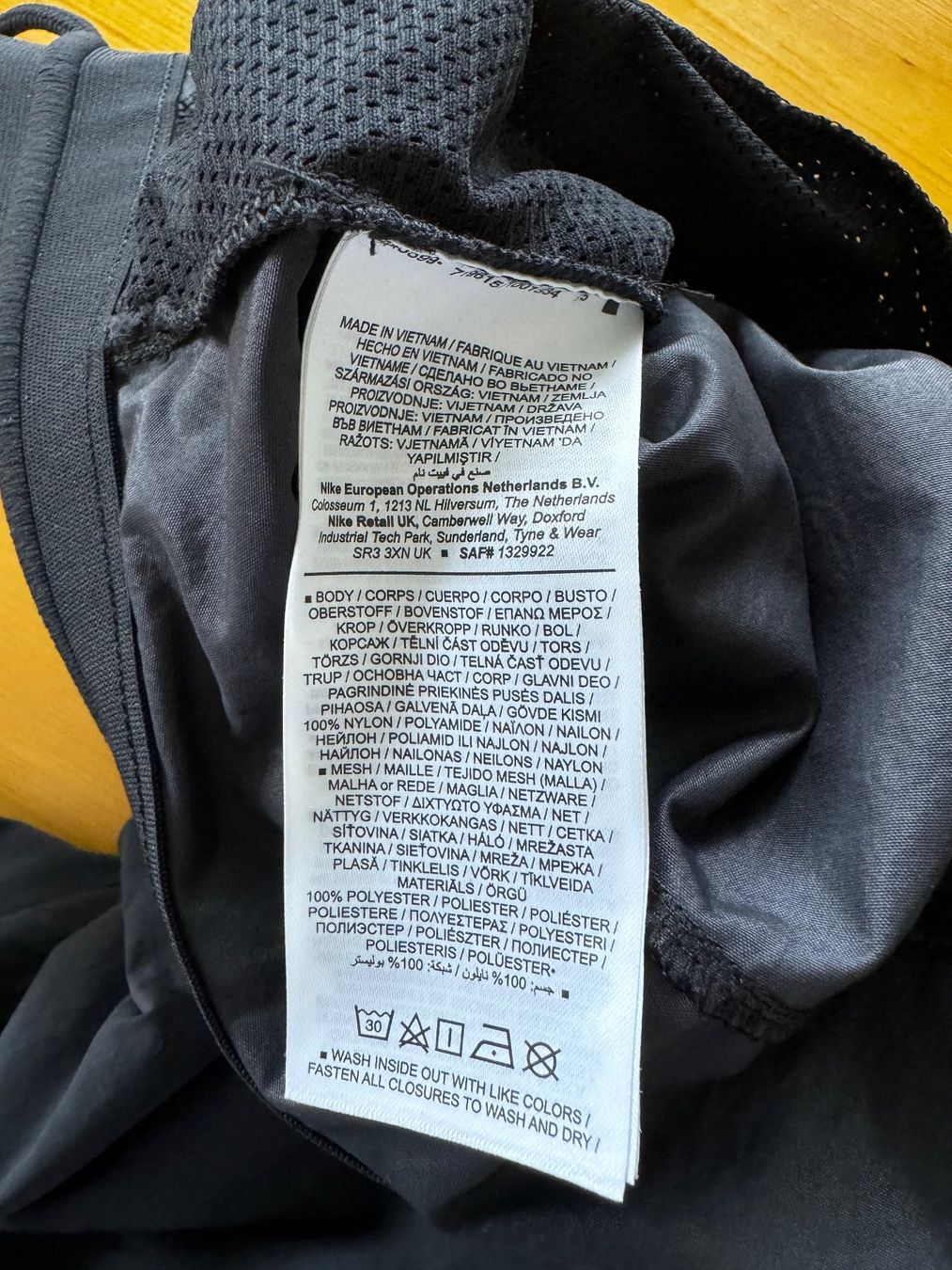 Nike Hosen: Nike Sporthose Schwarz Gr. 28 Nylon – Neu (gemäss Beschreibung) aus Kirchdorf AG von coco123 5