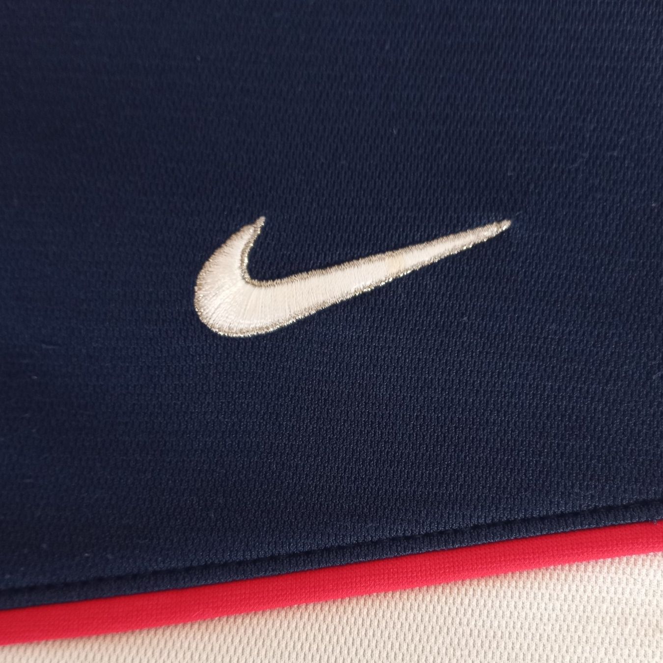 Nike Giacche: Vintage Nike Jacket (L) – Usato da Chamoson venduto da Sapoloshop 1