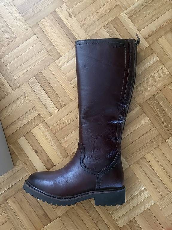 Chaussures femmes: Bottes brunes 36 neuves Esprit – Neuf avec emballage d'origine à Cheseaux-Lausanne par cha_9xbc 1