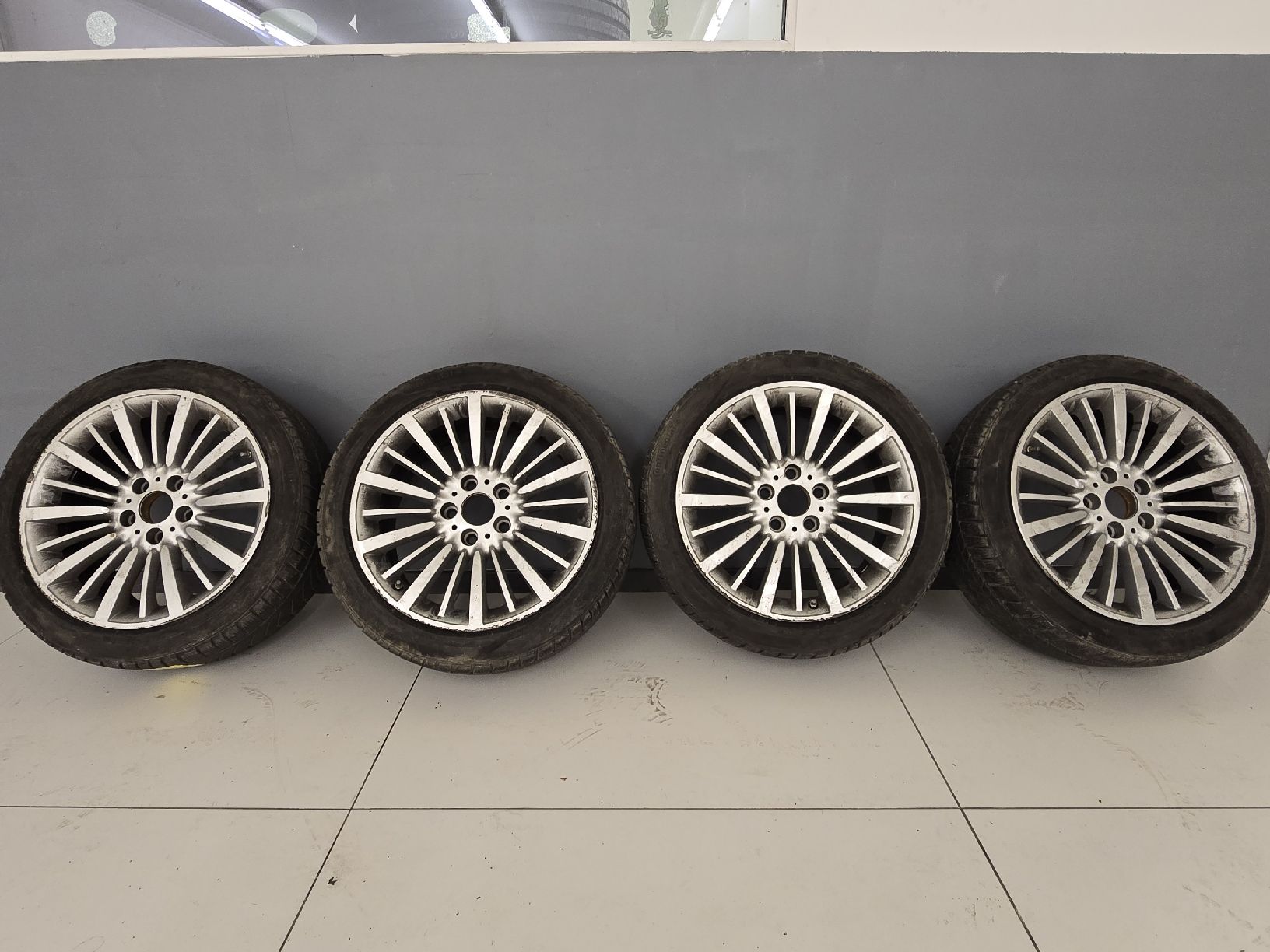 Pneus & Kompletträder: Set roue Hiver BMW 18 pouces – Gebraucht aus Rolle von Challenge13