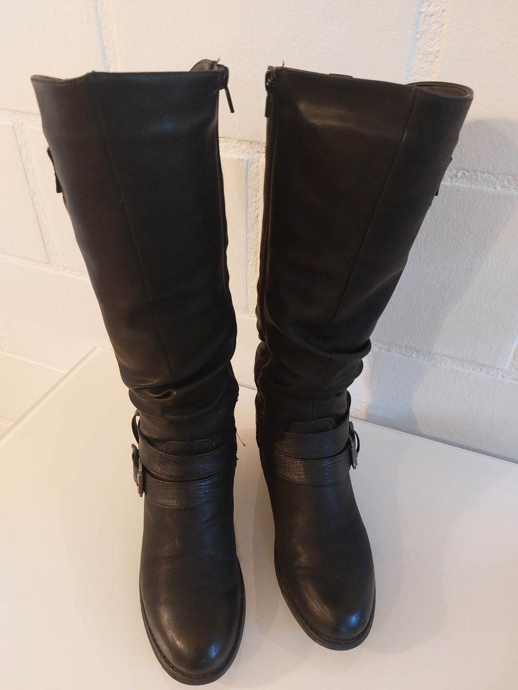 Rieker Scarpe da donna: Bottes Rieker gr 38 noires – Usato da Delémont venduto da Petitlutin