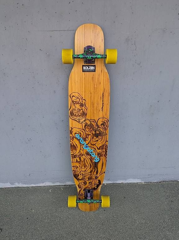 Skateboards: Longboard Loaded Bhangra V1  – Usato da Luzern venduto da Laranjet 1