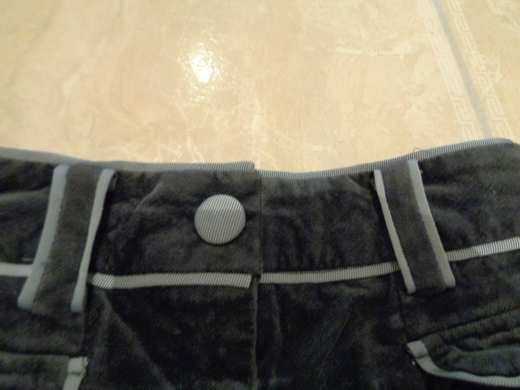 Pantaloni: Lili Gaufrette NWT Shorts, 3J 98 – Usato da Klingnau venduto da Markus14 2