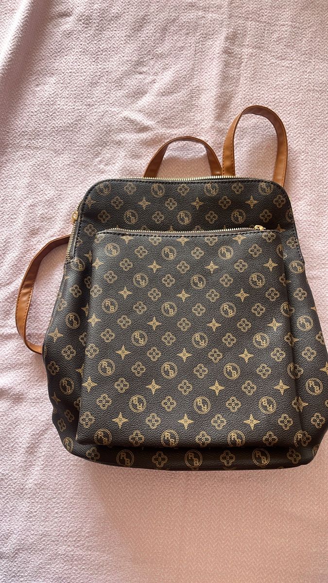 Zaini: Sac à dos motif monogramme marron – Usato da Zürich venduto da Noemie1994