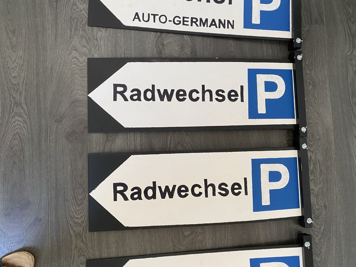 Insegne: 6 Parkwegweiser 20x60cm – Usato da Hägglingen venduto da kar_v9qf 6