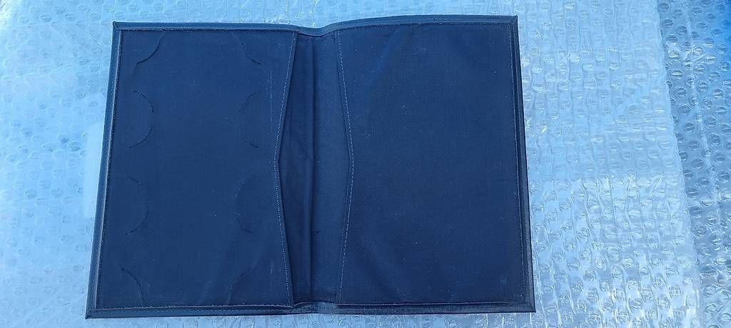 Sonstige Kleidung & Accessoires: CORVETTE  LEDER  ETUI – Gebraucht aus St. Gallen von kratzki01 2