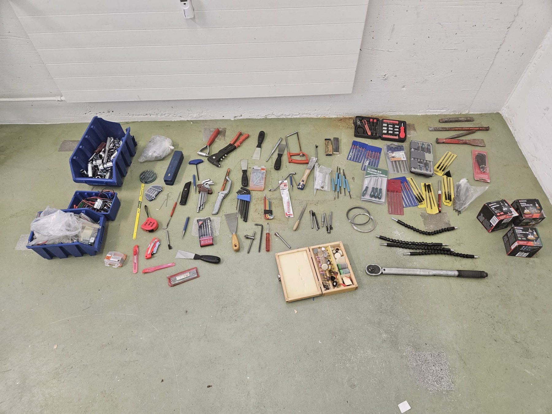 Tutti gli attrezzi: Werkzeuge Konvolut – Usato da Winterthur venduto da Moineau_Mechanics