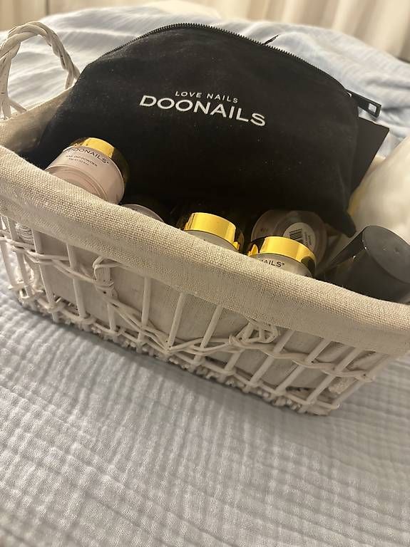 Unghie finte: Doonails Starter Set / Maniküre / Pediküre – Nuovo (secondo la descrizione) da Winterthur venduto da ele_58r8 1