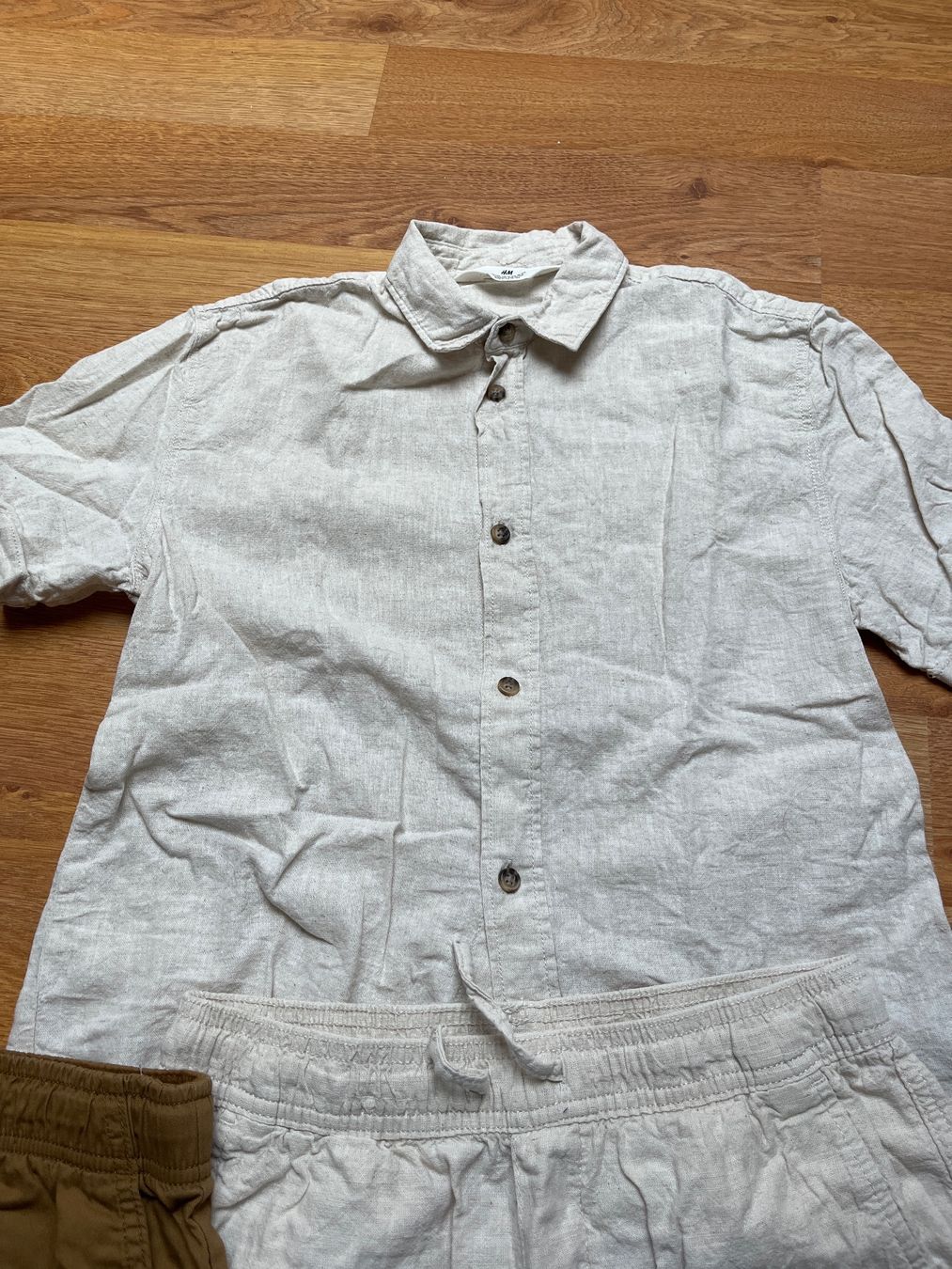 H&M Lotti & Set di vestiti: Lot vêtements taille 146 – Usato da Genève venduto da fyshbird 2