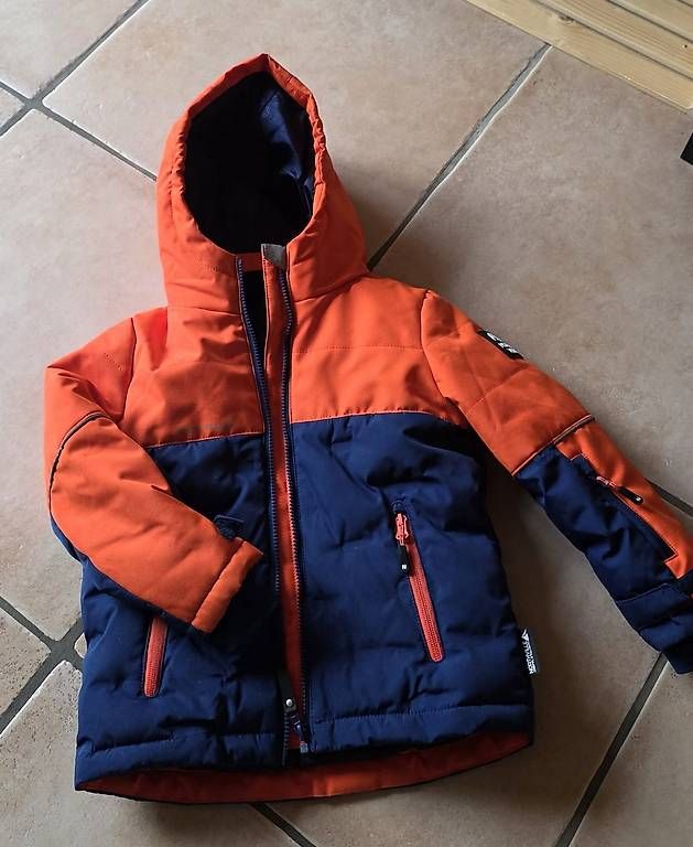 Jacken & Mäntel: Winterjacke – Gebraucht aus Mühlethurnen von sabrina14