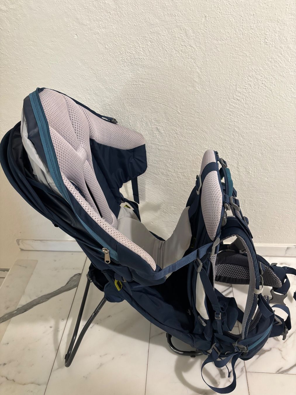 Deuter Marsupi portabebè: Kid Comfort Pro mit Sonnendach – Usato da Männedorf venduto da karlito80 1