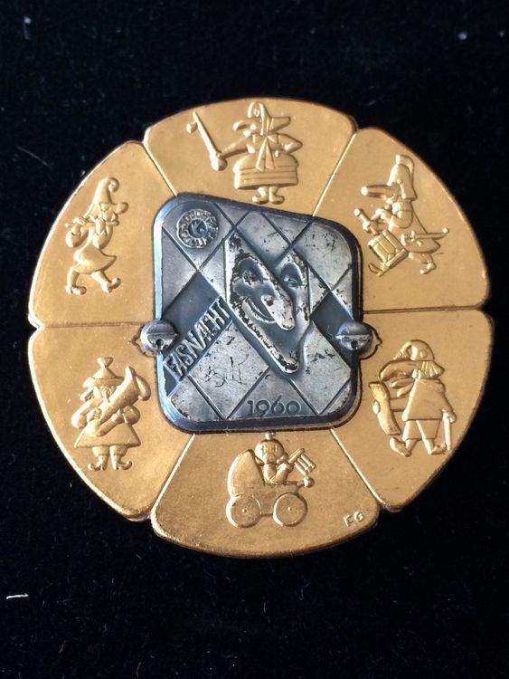 Basler Fasnachtsplaketten Gold1960 | Kaufen auf Ricardo
