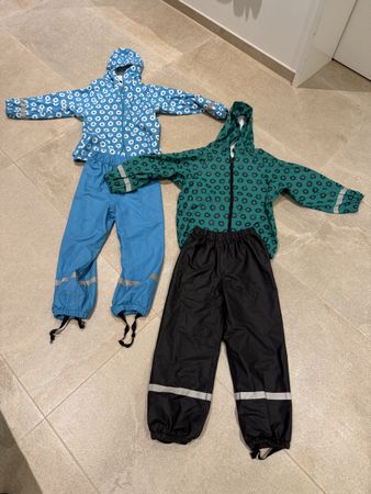 2 Regen-Sets Kinder Grösse 110/116 gebraucht 