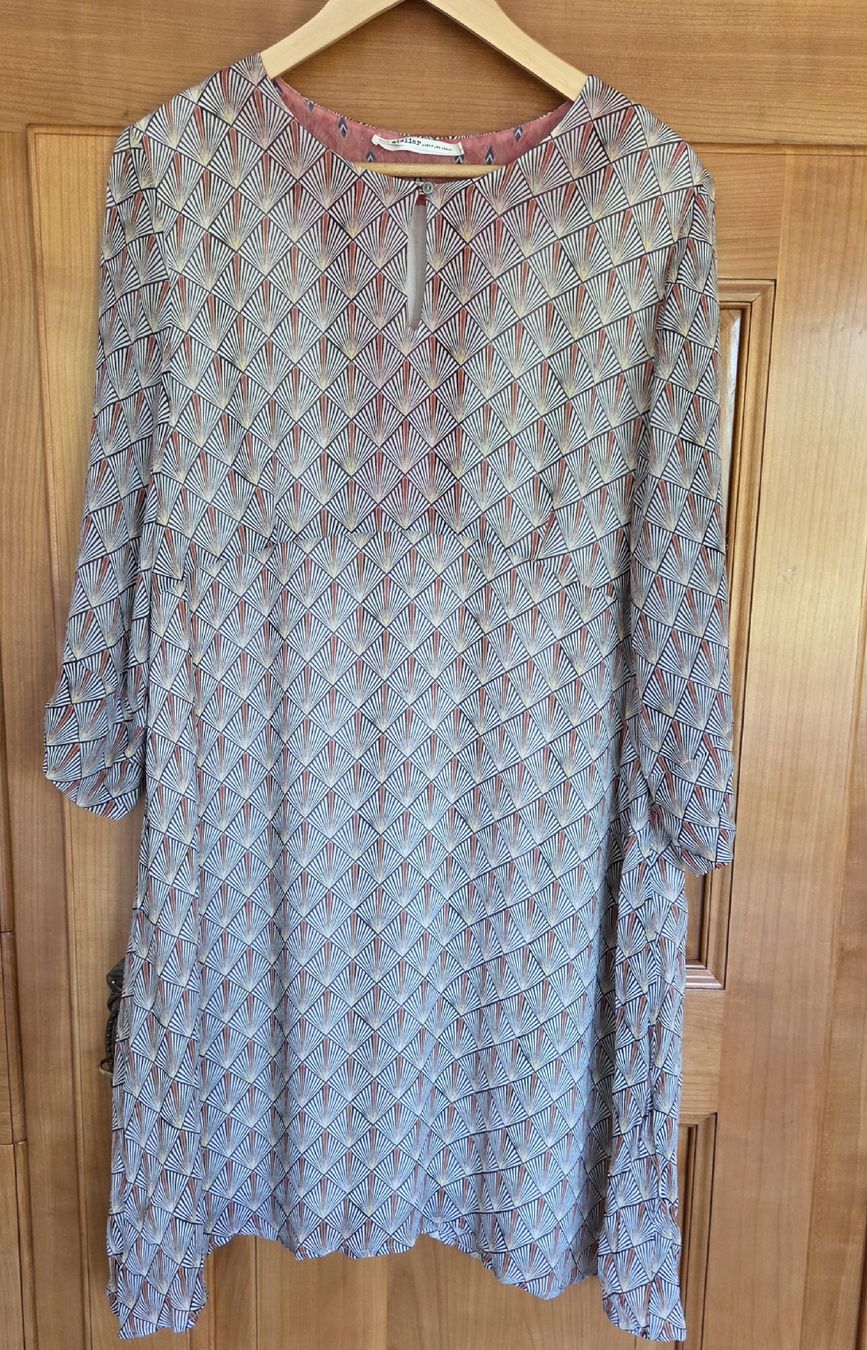 Nile Vestiti: Kleid von Nile Gr. XL – Nuovo (secondo la descrizione) da Balsthal venduto da Chribo