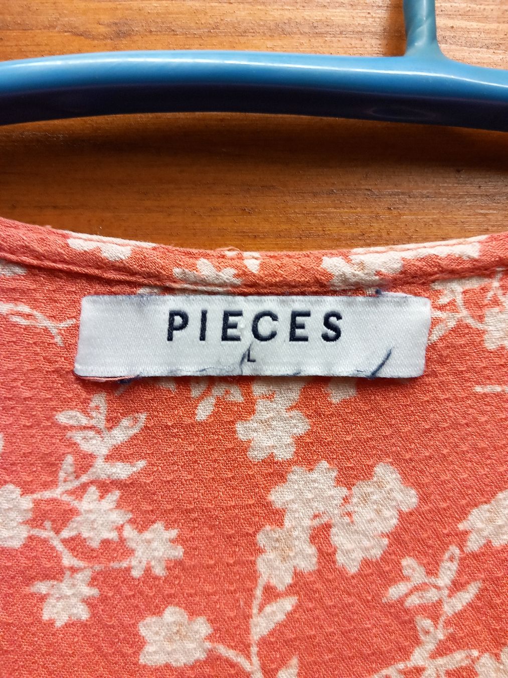 Pieces Vestiti: Robe fleurie en viscose orange Pieces Taille L – Usato da Faoug venduto da per_kp6r 2