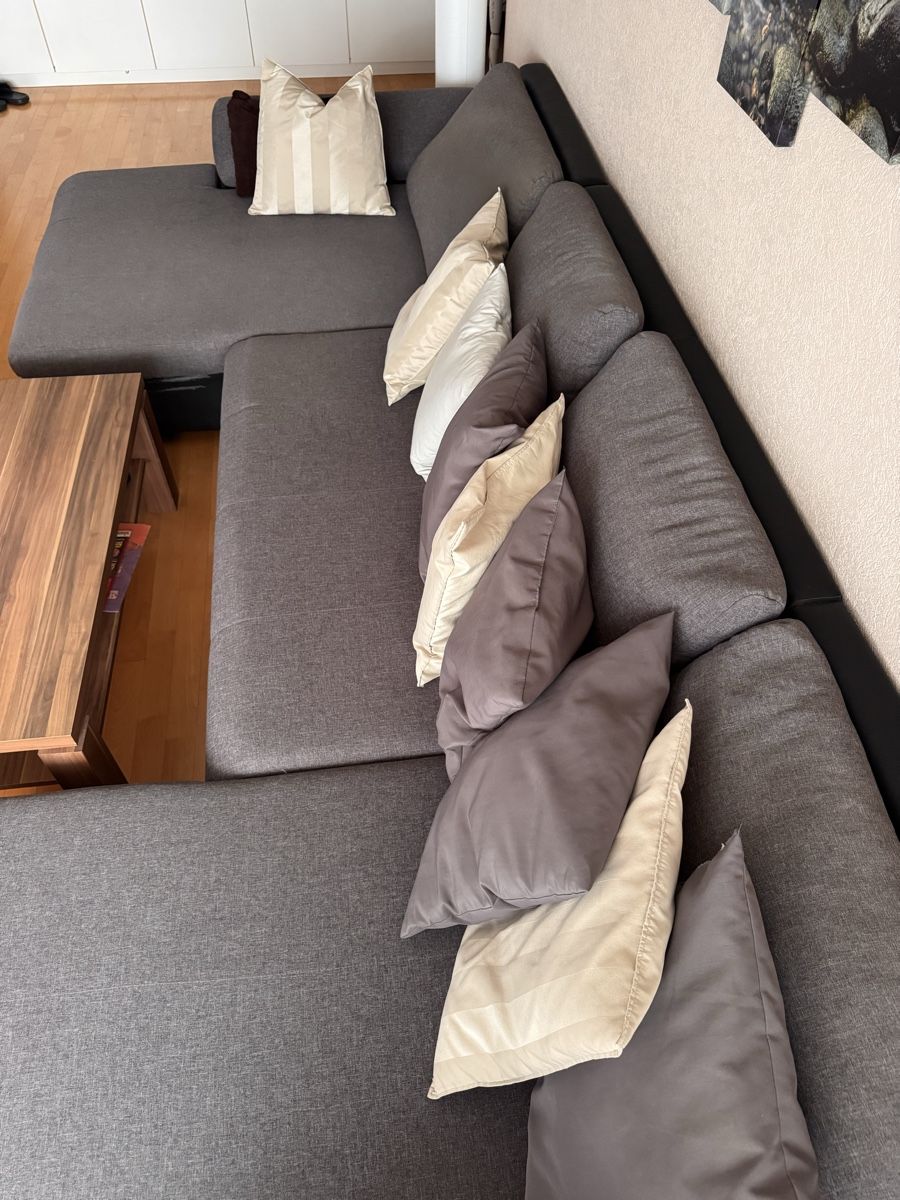 Conforama Divani: Ausziehbare Couch – Usato da Urdorf venduto da lau_6lv5 4