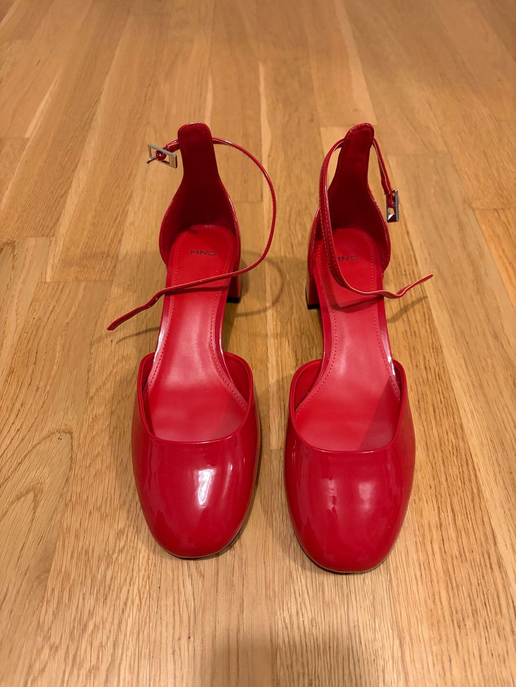 Mango Scarpe da donna: Mango Schuhe Grösse 40 NEU – Usato da Zollikofen venduto da Rivera30