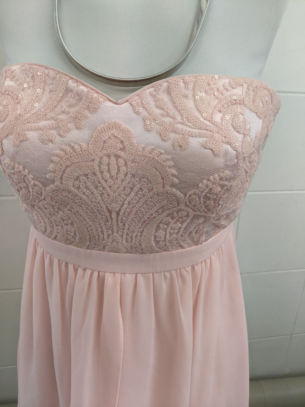 Vestiti: Damen Kleid GR 38 – Usato da Langnau am Albis venduto da Judithsebi 1