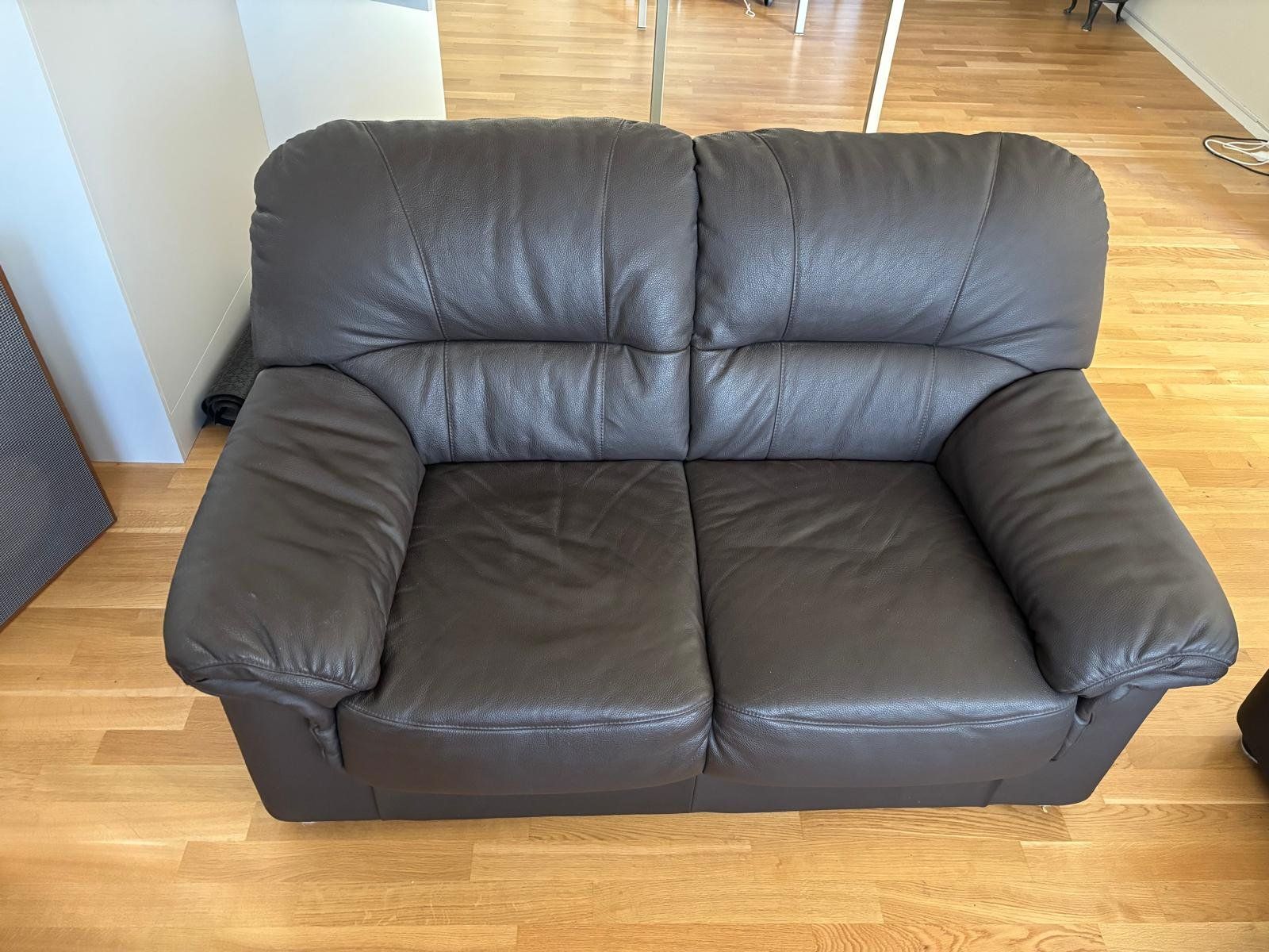 Sofas: Ledersofa schwarz / braun, 3 Komponenten – Gebraucht aus Burgdorf von reu_w68r 1