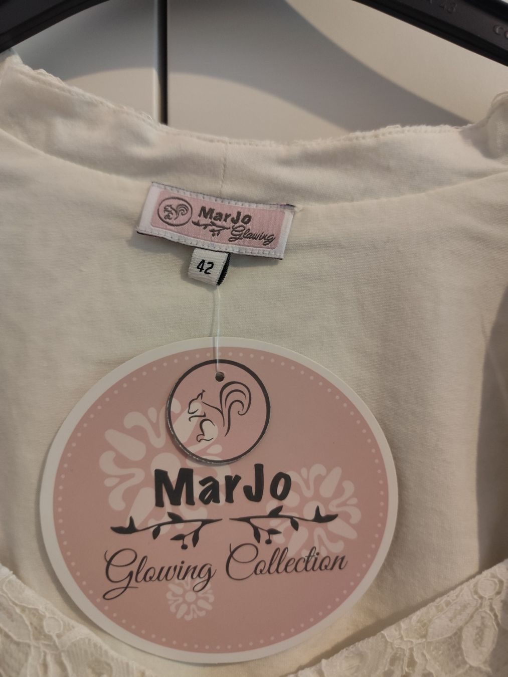 Costumi: Dirndl 42 Berwin & Wolff, Marjo Bluse 42 neu – Nuovo e nell'imballaggio originale da Uznach venduto da CelineElisabeth 2
