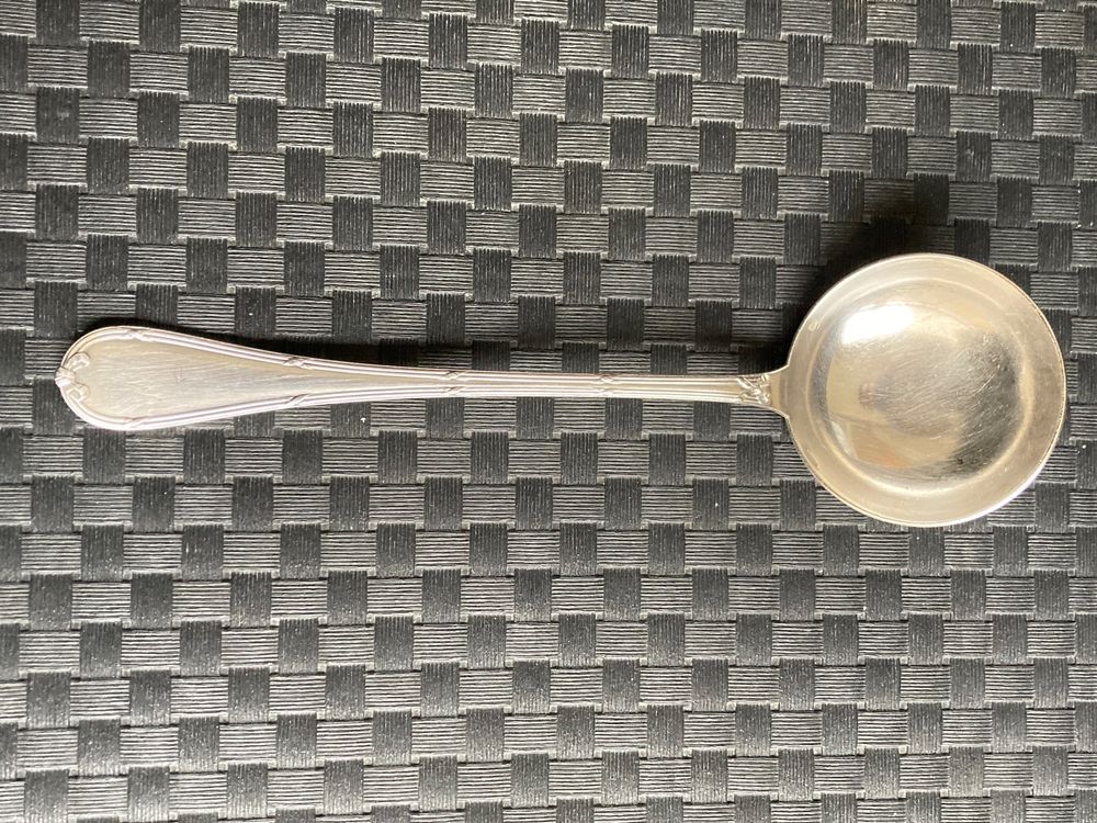 LOUCHE À SAUCE CHRISTOFLE modèle RUBANS CLOCHETTE métal argenté Couvert