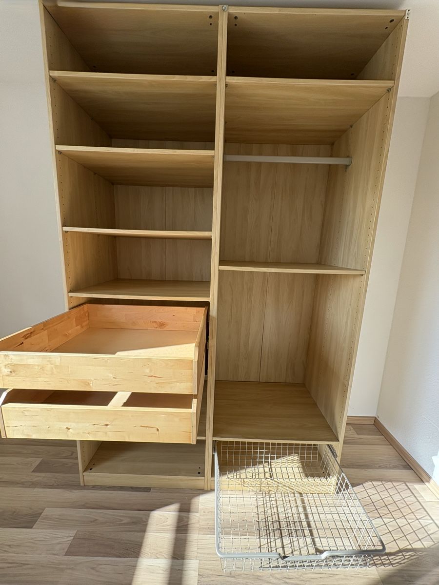Armadi: Armoire PAX // IKEA – Usato da Orbe venduto da morgane. 1