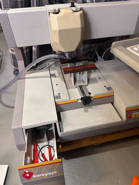 Gravograph VX Graviermaschine komplett | Kaufen auf Ricardo