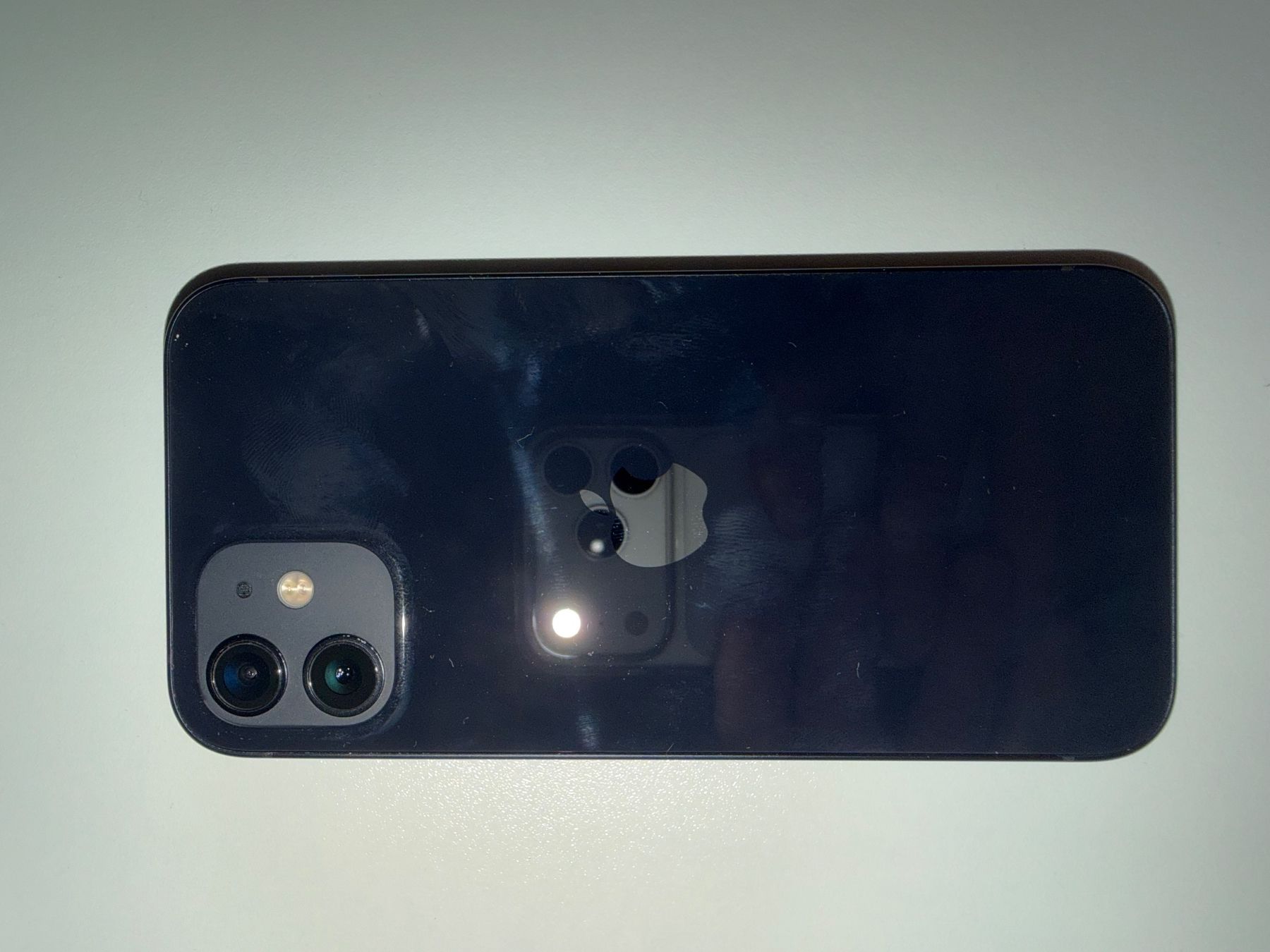 Apple Telefoni cellulari / Smartphones: Apple iPhone 12 schwarz mit Originalverpackung gebraucht – Usato da Azmoos venduto da robins98 4