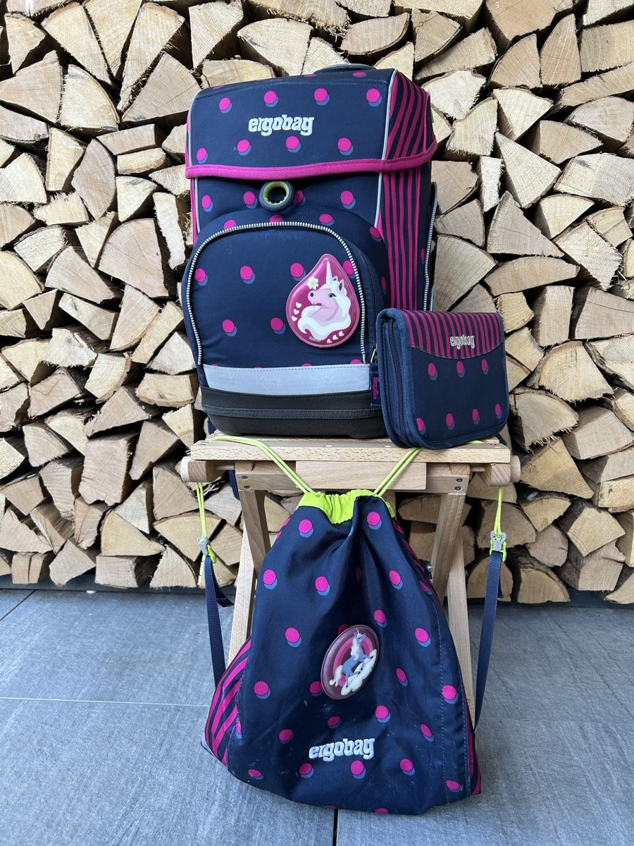 Ergobag Borse & Zaini: Ergobag Set Mädchen – Usato da Oberwangen TG venduto da alonsofan01