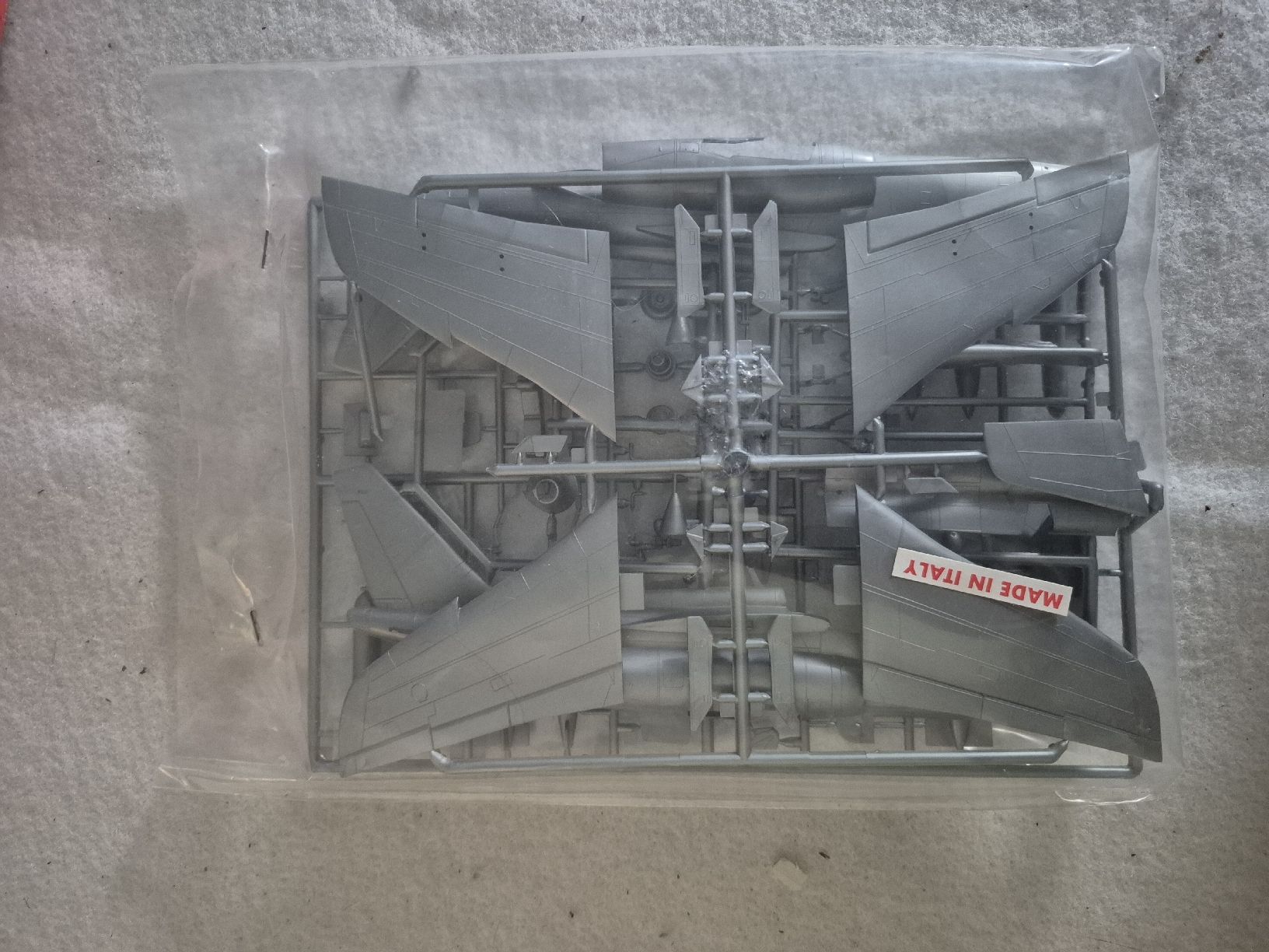 Modellbausätze & Standmodelle: ESC Alpha Jet 1/48 Model Kit  – Gebraucht aus Wald ZH von recher67 1