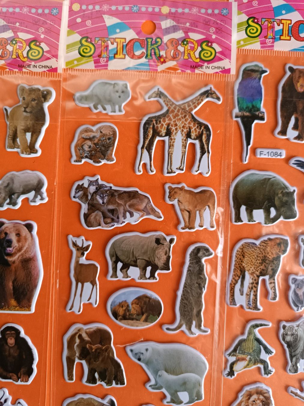 Sticker: Bogen, Viele 3D Tiere Sticker, Tiger, Bär etc. – Nuovo e nell'imballaggio originale da Vogelsang AG venduto da miinlade