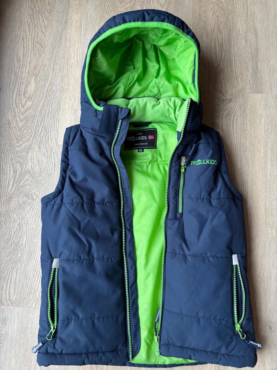 Lotti & Set di vestiti: Kleiderpaket 134/140 – Usato da Dittingen venduto da PaulBommel 7