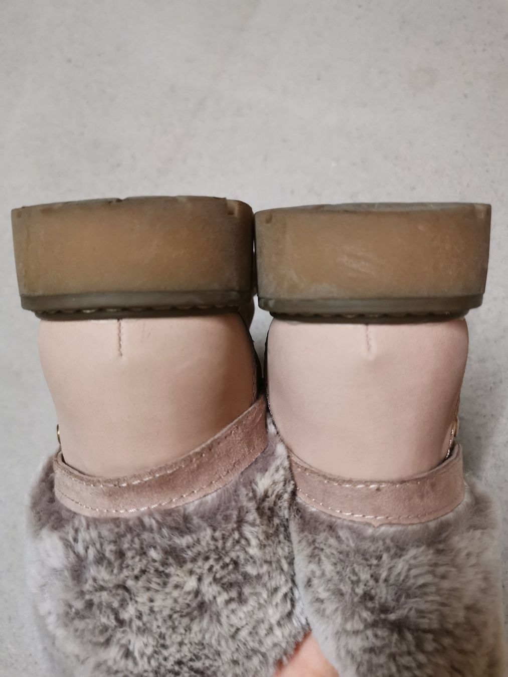 Scarpe da donna: Winterschuhe Gr.39 – Usato da Galgenen venduto da amoxan1 6