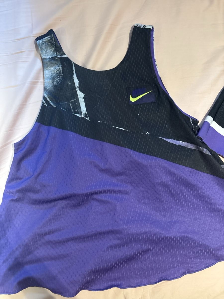 Nike Lots de vêtements: Ensemble Nike débardeur jupe violet noir taille S – D'occasion à Satigny par gig_rn62