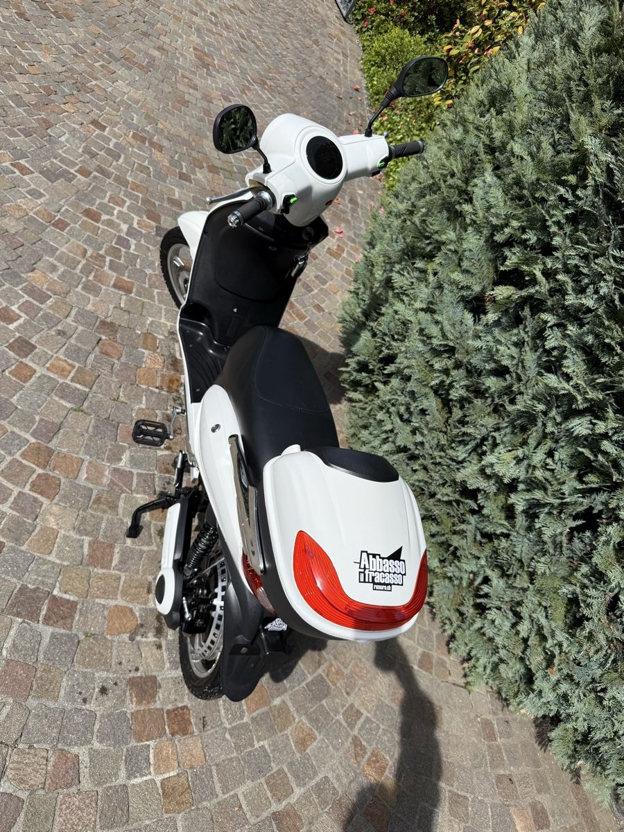 Veicoli elettrici: Ebike e Roller 25 km/h  – Usato da Comano venduto da brian.diamond 4