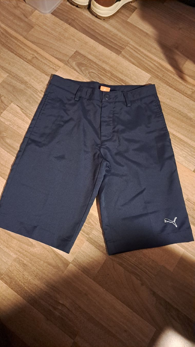 Puma Pantaloni: Tennishose von Puma – Nuovo (secondo la descrizione) da gümmenen venduto da flower124