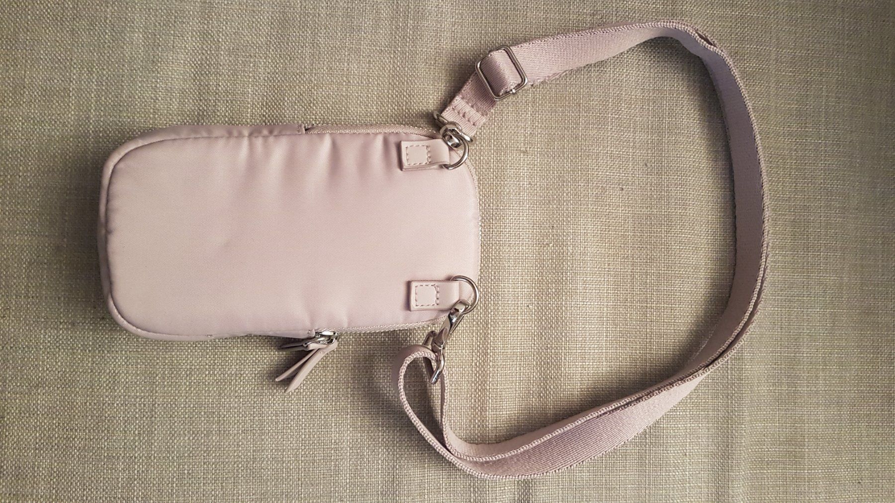 Aiku Taschen für Damen: Blasslila Umhängetäschchen – Neu (gemäss Beschreibung) aus Oberengstringen von Asteroid56 1