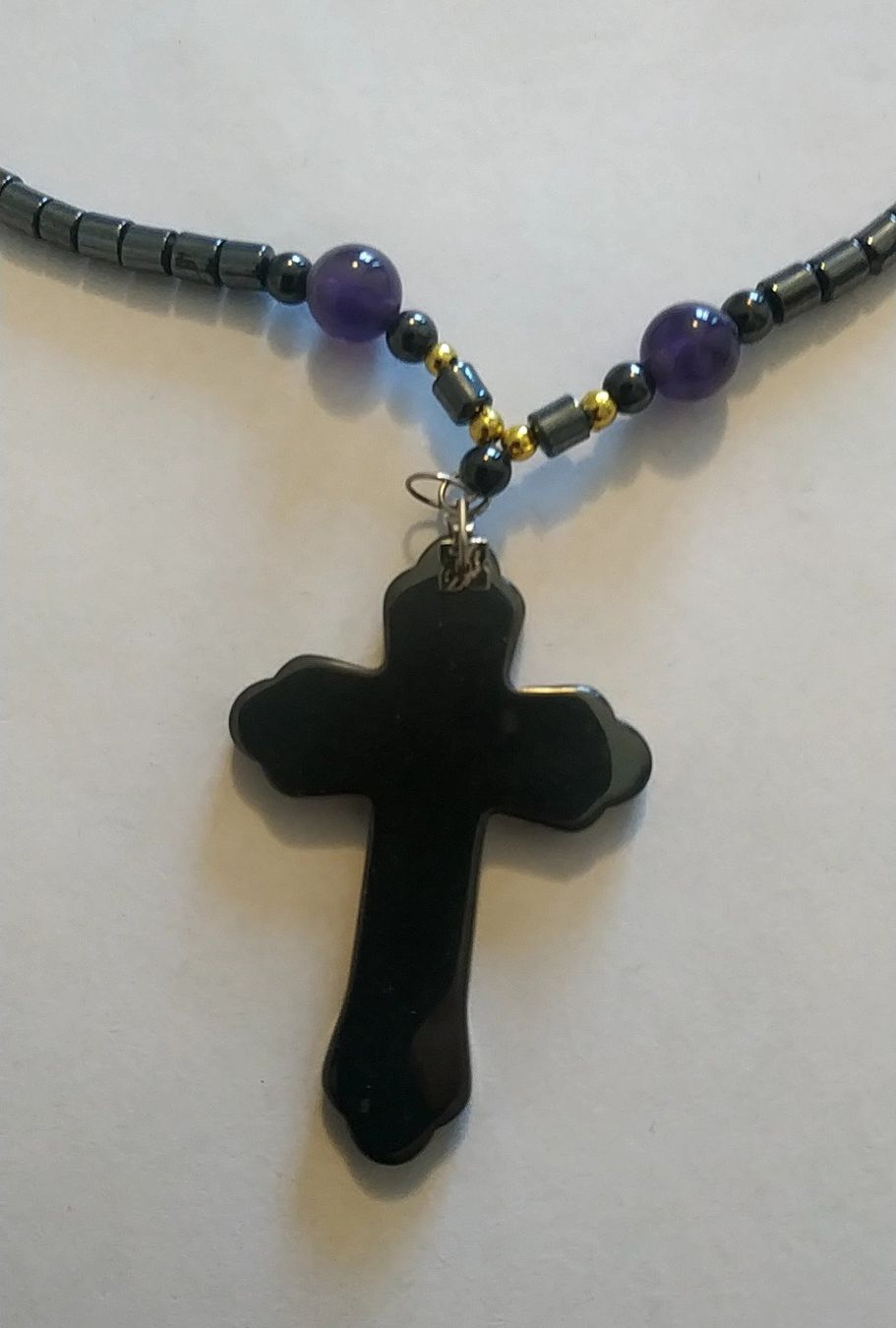 Catenine: Hämatit Kette mit Kreuz 42cm – Nuovo e nell'imballaggio originale da Münchenbuchsee venduto da Daniel0133