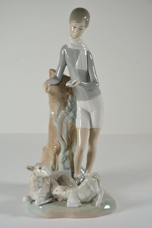 Loewe met la porcelaine au parfum