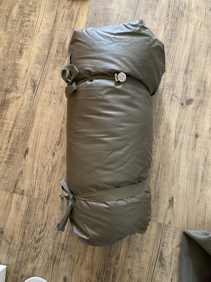 Sacchi a pelo: Militär Schlafsack – Usato da Thierachern venduto da shaun96
