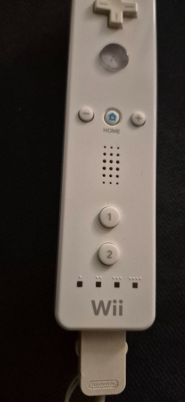 Nintendo Controller: WII MANETTE CONTROLLER NINTENDO BLANC RETRO GAMING COMPLET – Usato da Grand-Lancy venduto da luc111 8