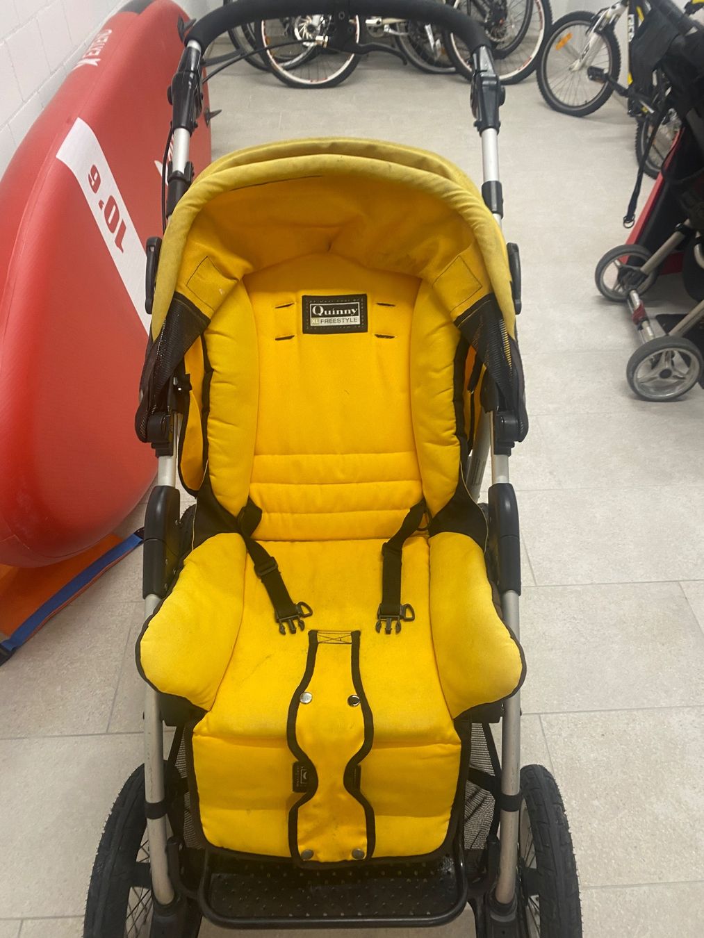 Carrozzine: Quinn Freestyle Kinderwagen – Usato da Küssnacht am Rigi venduto da mir_5tq6